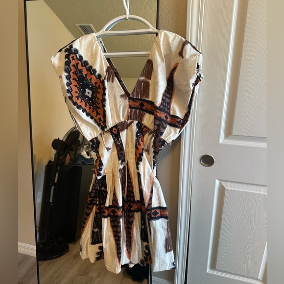 NWT tribal balloon mini dress! - Picture 4 of 6